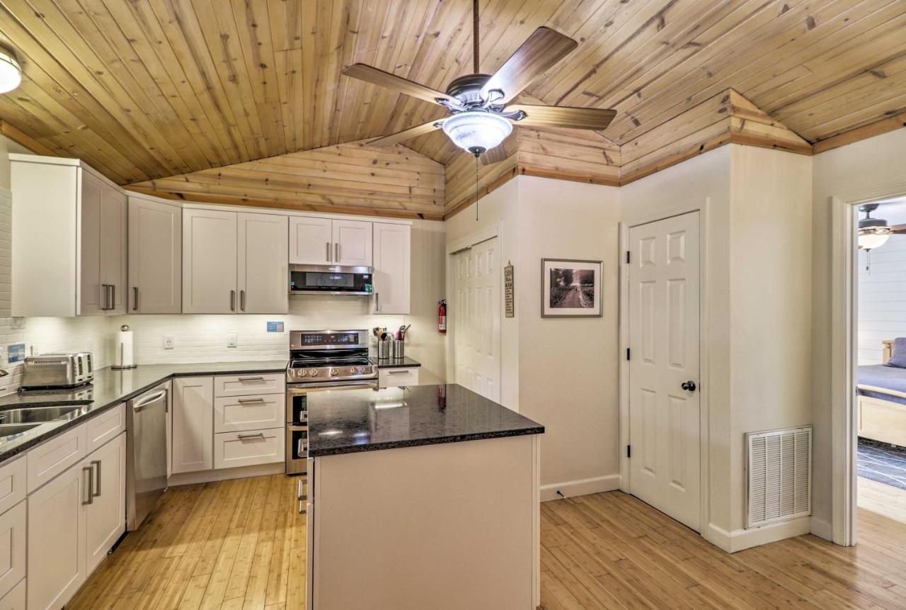 Villa Creekside Hideaway With Fire Pit And Creek Access! Mountain View Exterior foto